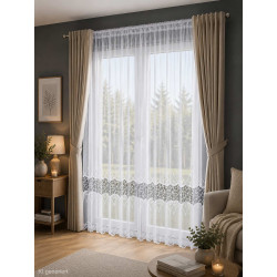 tore Adriana in Anthrazit-Weiß im modernen Wohnzimmer, stilvolle Fensterdekoration für ein zeitloses Ambiente.