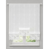 Halbtransparenter Clipstore aus Plauener Spitze, weißer Bistro-Vorhang mit elegantem Blätter-Motiv am Fenster.