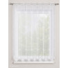 Halbtransparenter Scheibenhänger in Weiß mit geometrischer Plauener Spitze als Sichtschutz.
