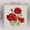Kissenhülle mit Maßen ca. 45x45 cm und rotem Blumenmuster, perfektes Dekokissen für stilvolle Wohntextilien.