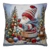Quadratisches Gobelin-Dekokissen mit  Wichtel, Tannenbaum und Geschenken auf buntem Grund. Weihnachtliche Heimtextilien.