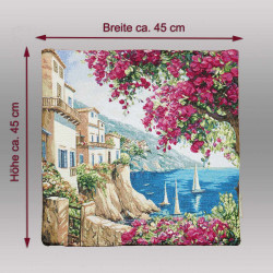Quadratisches Dekokissen mit Küstenlandschaft und Maßen 45x45 cm für mediterrane Heimtextilien.