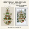 Festliches Heimtextilien-Fensterbild als Christbaum mit Päckchen, roten Kerzen und goldenen Schleifen im Fenster.